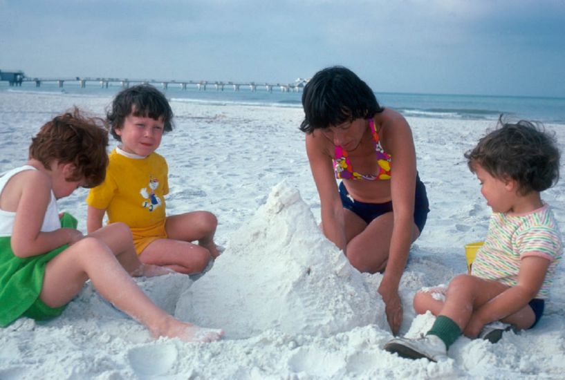 , at Flamingo Motel, Clearwater Beach, FL. First week in Jan., 1976